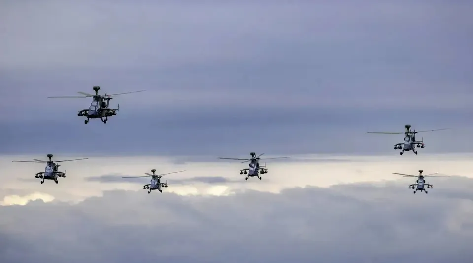 Finlandiya'da Helikopterler Çarpıştı: 5 Ölü!