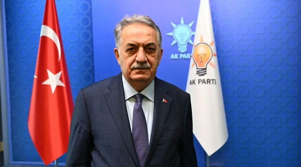 AK Parti'den Yeni Anayasa İçin Dördüncü Çalıştay: Hayati Yazıcı Son Durumu Paylaştı
