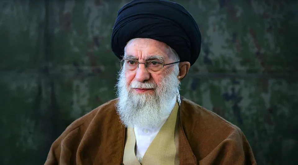 İran Lideri Hamaney'den Ateşkesin Ardından İlk Açıklama