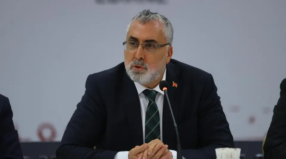 Bakan Işıkhan'dan İlaç Müjdesi: 22 Bin Kanser Hastasına Ücretsiz Erişim Sağlandı