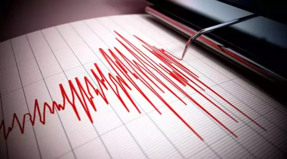 Şili'de Korkutan Deprem: 6,2 Büyüklüğünde Sarsıntı Kaydedildi