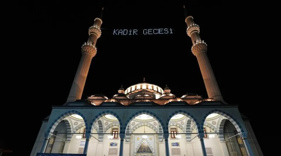 Kadir Gecesi Bugün İdrak Edilecek
