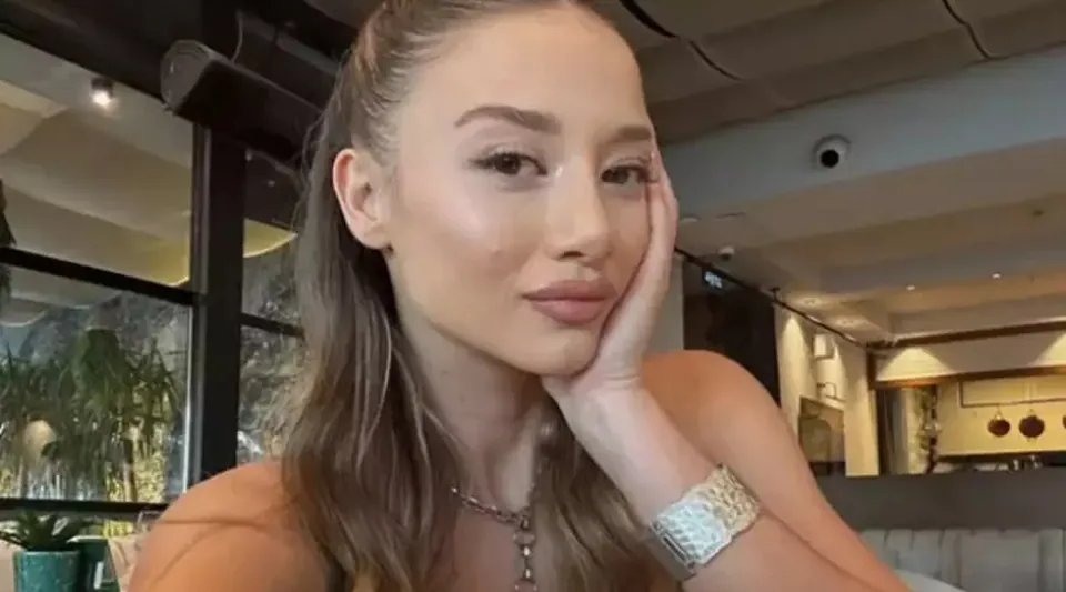 Aleyna Kalaycıoğlu'nun Şarkısına Erişim Engeli