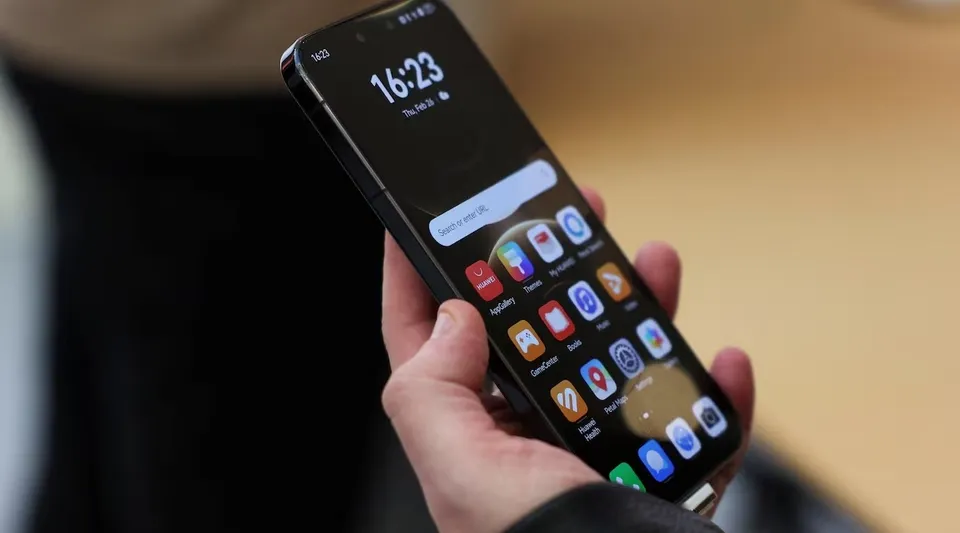 Yıl Sonunda Akıllı Telefonlar Cep Yakacak! Yüzde 40 Zam Bekleniyor