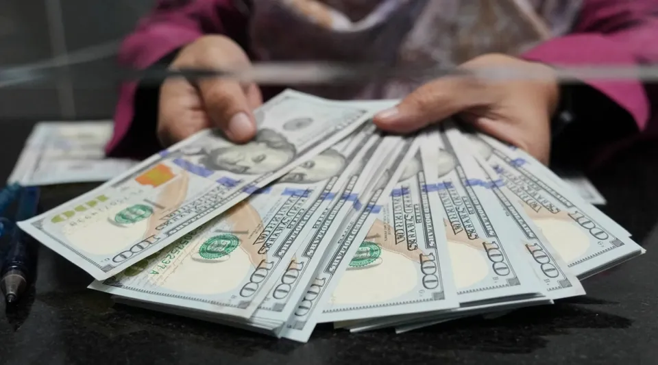Şirketler Dövize, Vatandaş TL'ye Yöneldi: KKM'de Erime Devam Ediyor