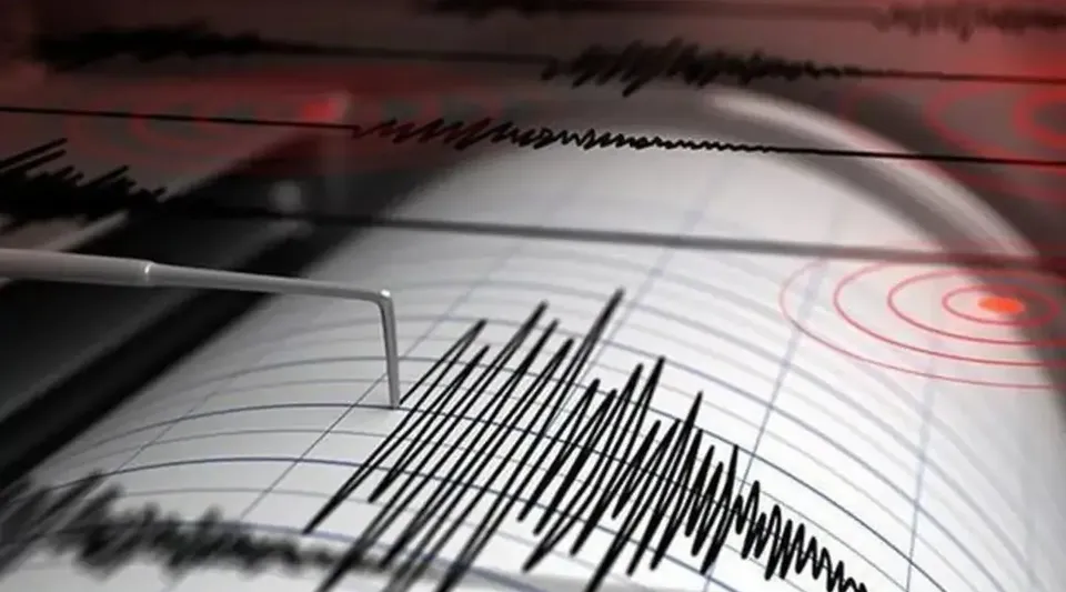 Düzce'de Deprem! Çevre İllerden de Hissedildi