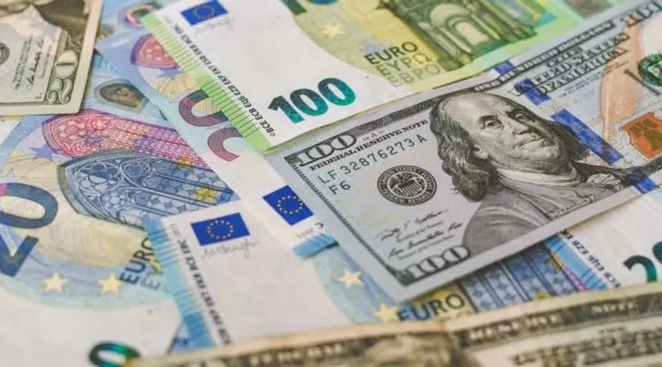 Döviz Piyasasında Hareketli Dakikalar... Dolar 48 Lirayı, Euro 56 Lirayı Geçti
