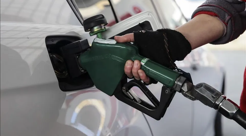Yarın Motorine Zam Geliyor: Litre Fiyatı 82 Lirayı Aşacak!