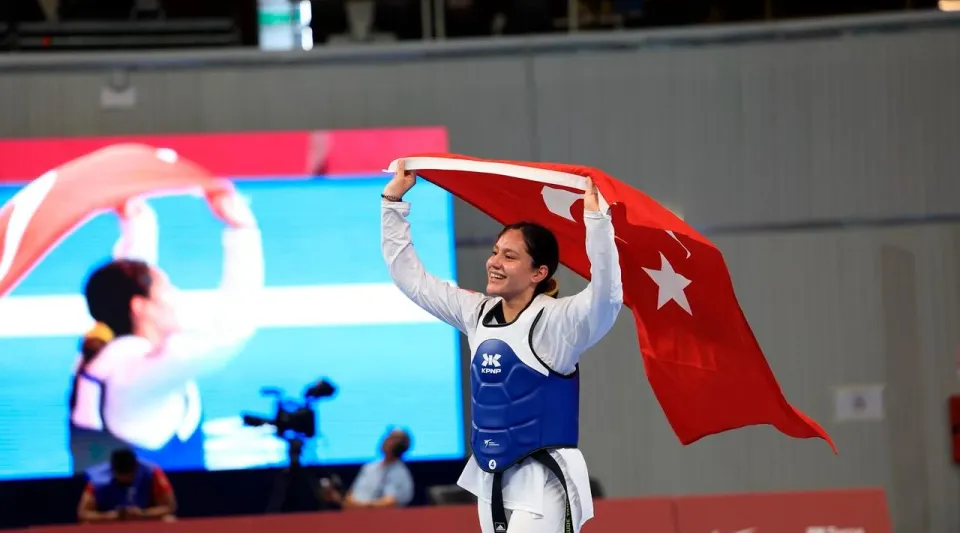Türkiye, Akdeniz Oyunları'nın İlk 3 Gününde 6 Altın Madalya Kazandı