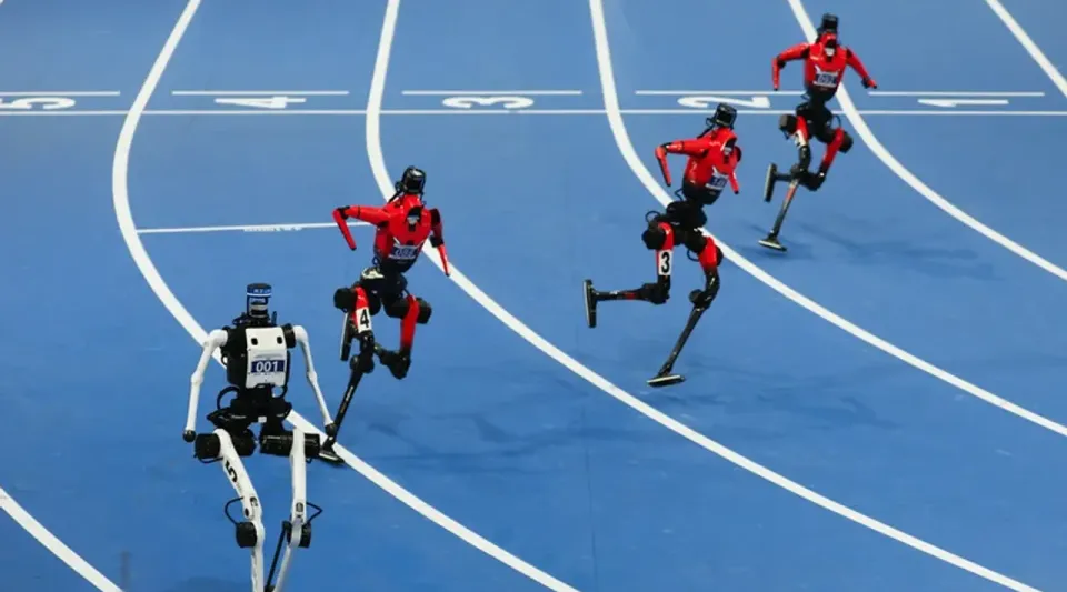 Tiangong Ultra Robotu Pekin'de Usain Bolt Rekorunu Geçti