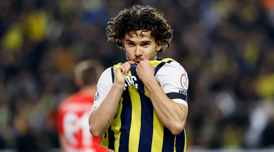 Fenerbahçe'den Ferdi Kadıoğlu hakkında gece yarısı açıklama