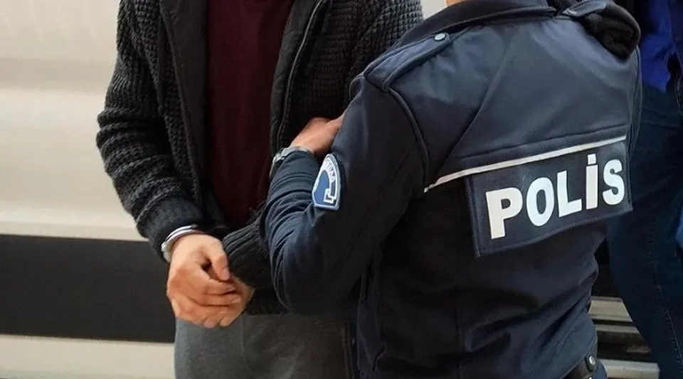 Aydın'da Bir Şüpheli, Cumhurbaşkanına Hakaret Suçlamasıyla Gözaltına Alındı