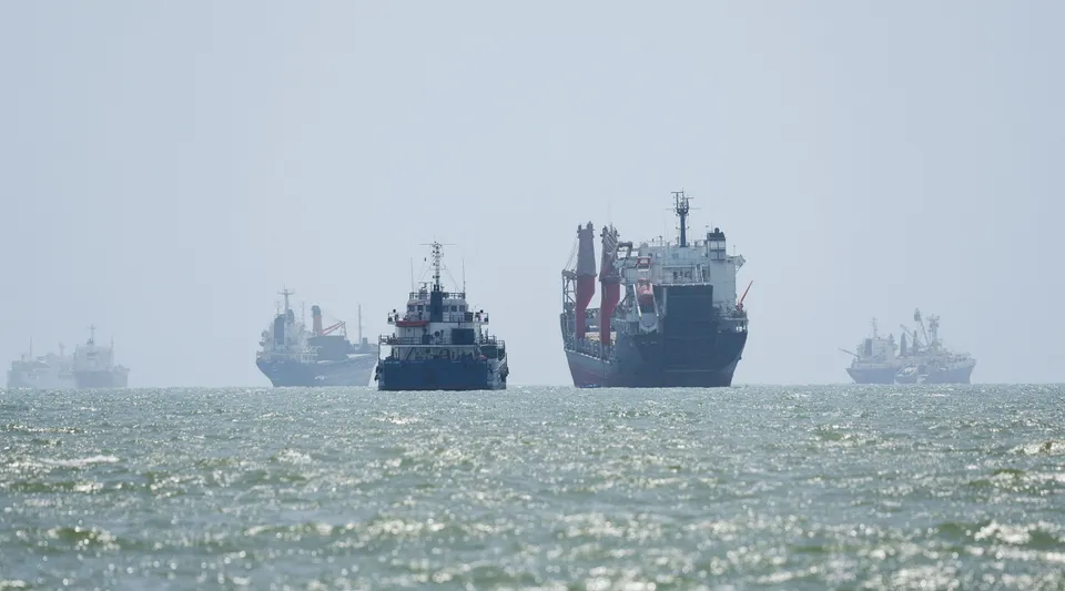 Hürmüz Boğazı'nda Petrol Sevkiyatı Yeniden Yükselişte