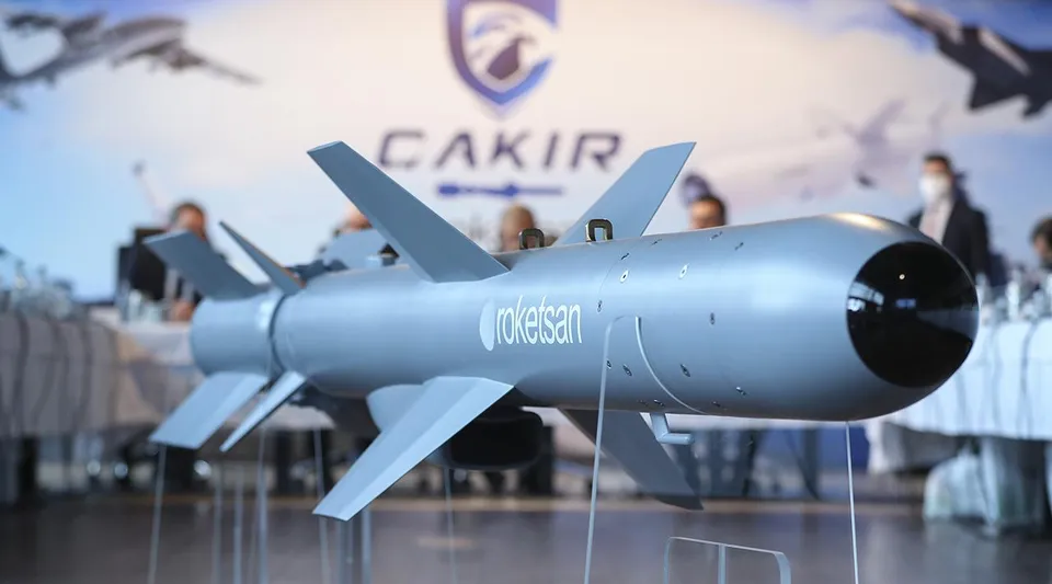 Yeni Nesil Seyir Füzesi ÇAKIR'dan Tam İsabet!
