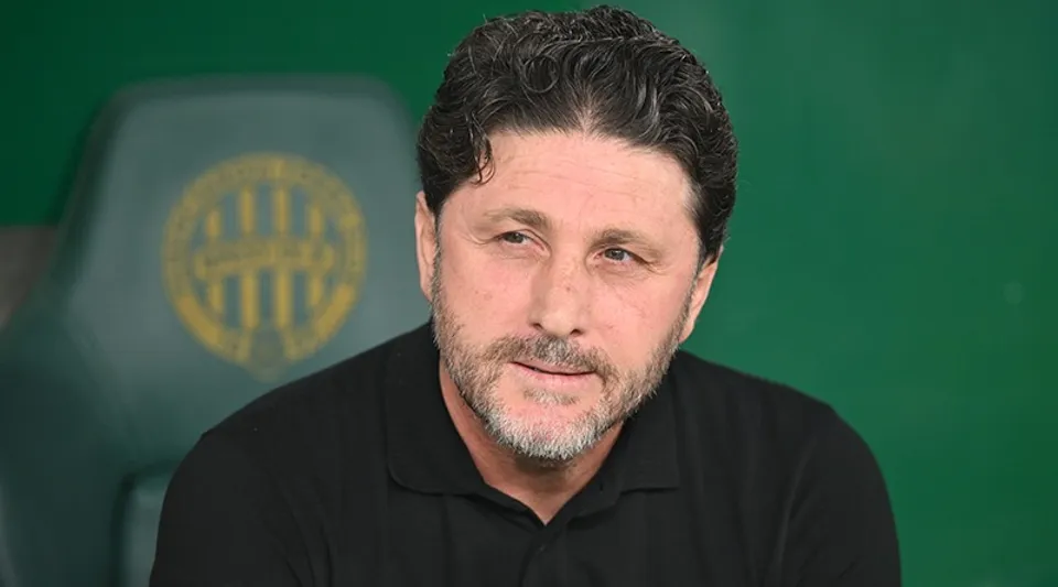 Trabzonspor Teknik Direktörü Fatih Tekke görevinden istifa etti