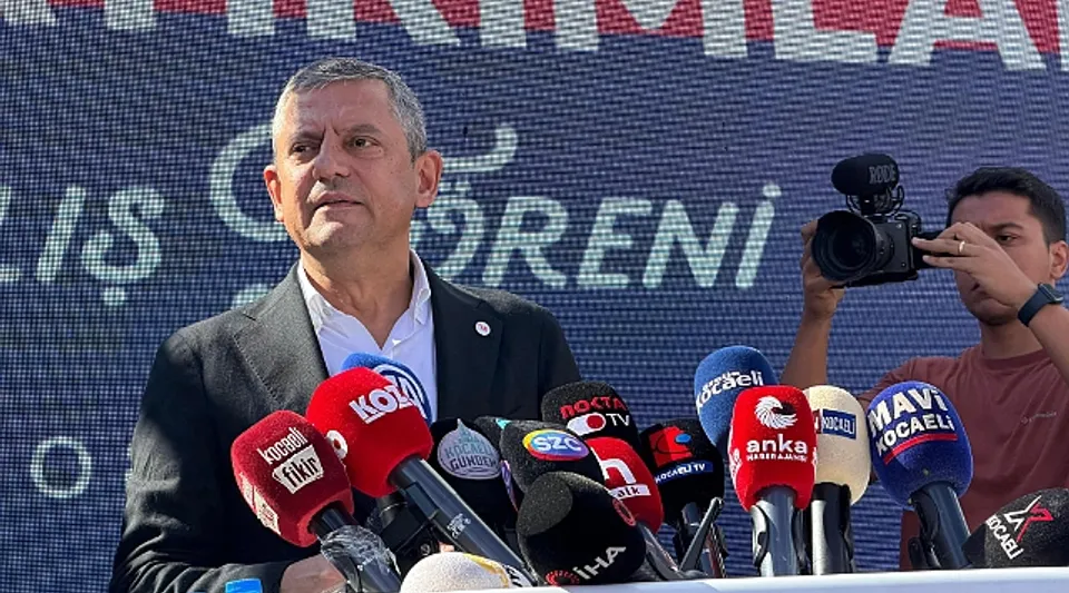 Özgür Özel’den Kocaeli Çıkarması: “Bu Seçim Otobüsüyle İktidara Yürüyeceğiz”