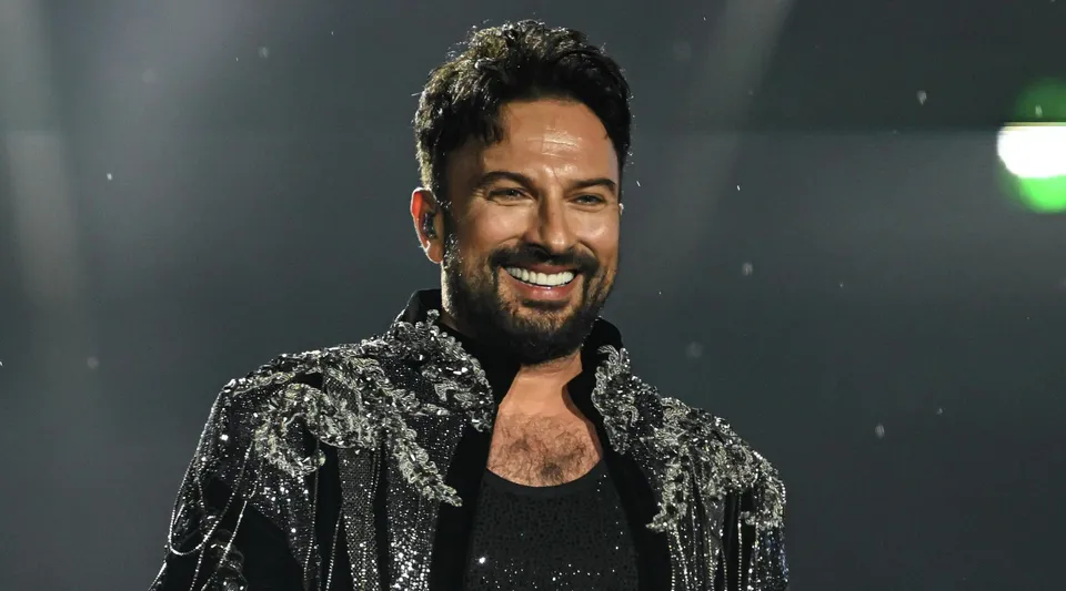 Megastar Tarkan Konser Öncesi İmaj Tazeledi! Yeni Tarzına Beğeni Yağdı