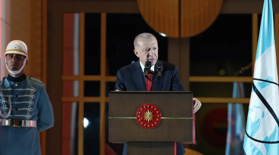 Cumhurbaşkanı Erdoğan'dan 30 Ağustos Mesajı: "Türkiye'yi Kutlu Mücadelesinden Hiç Kimse Vazgeçiremeyecektir"