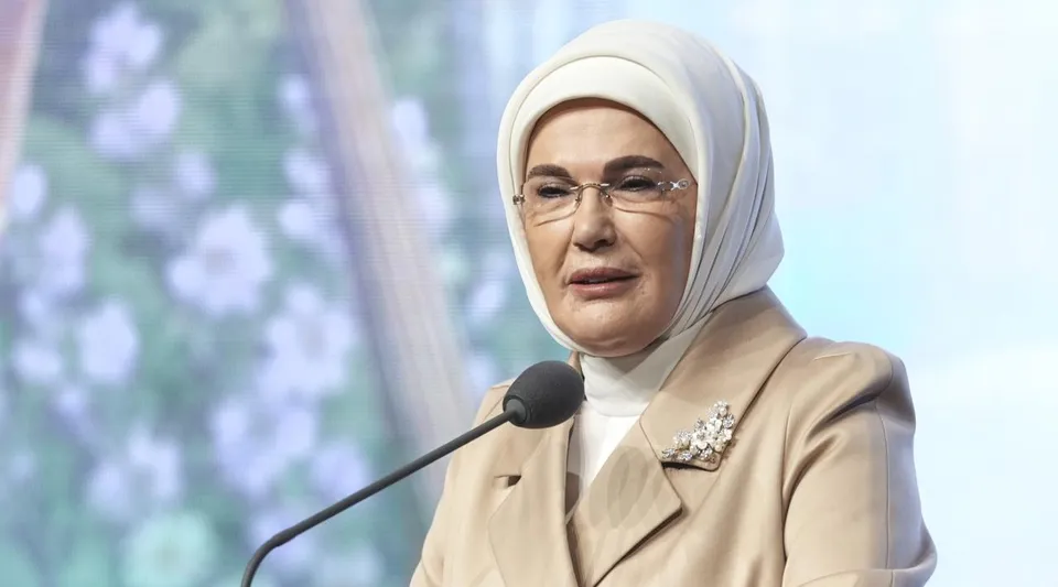 Emine Erdoğan'dan 30 Ağustos Mesajı