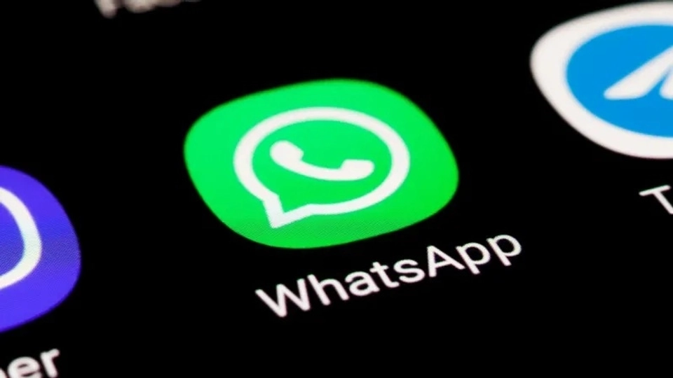 WhatsApp'tan Yeni Özellikler: @herkes Etiketi, Gelişmiş Anketler ve Pratik Grup Kurulumu