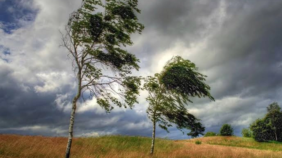 Meteoroloji'den Sağanak Yağış ve Fırtına Uyarısı