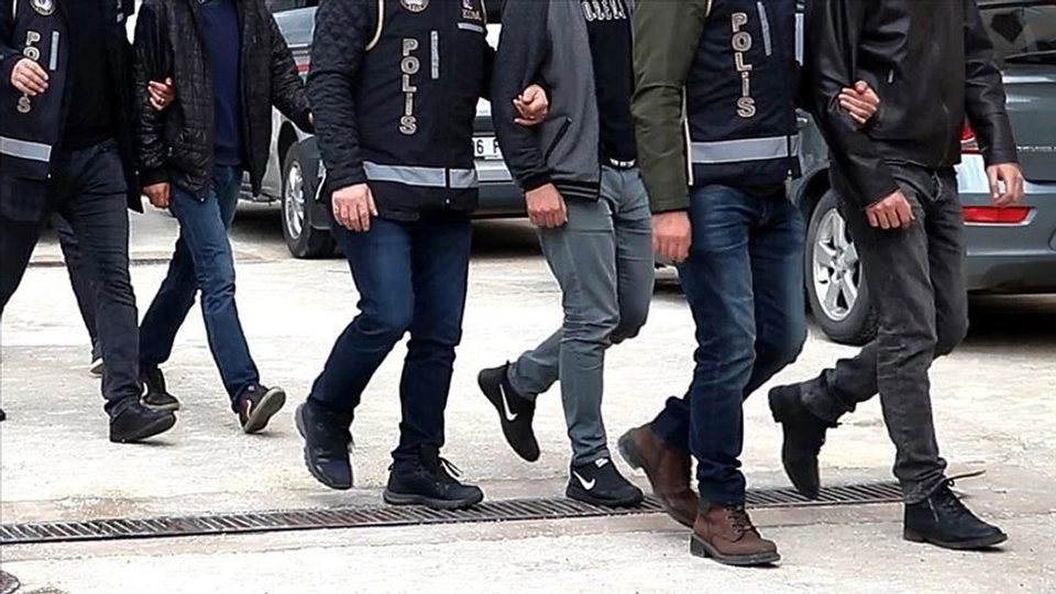 Çapinler ve Sasunlu suç örgütlerine operasyon: 16 gözaltı