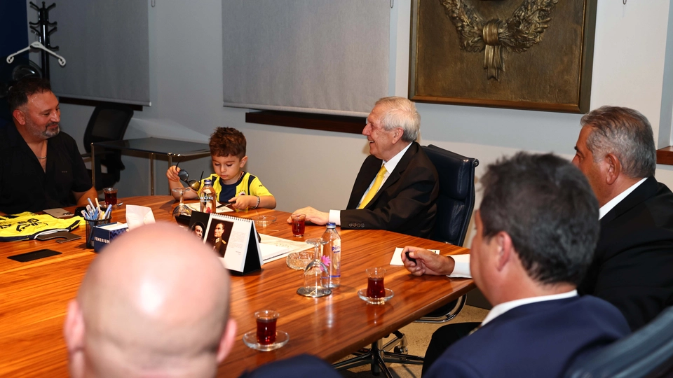 Fenerbahçe Minik Taraftar Göktuğ'a Özel Karşılama