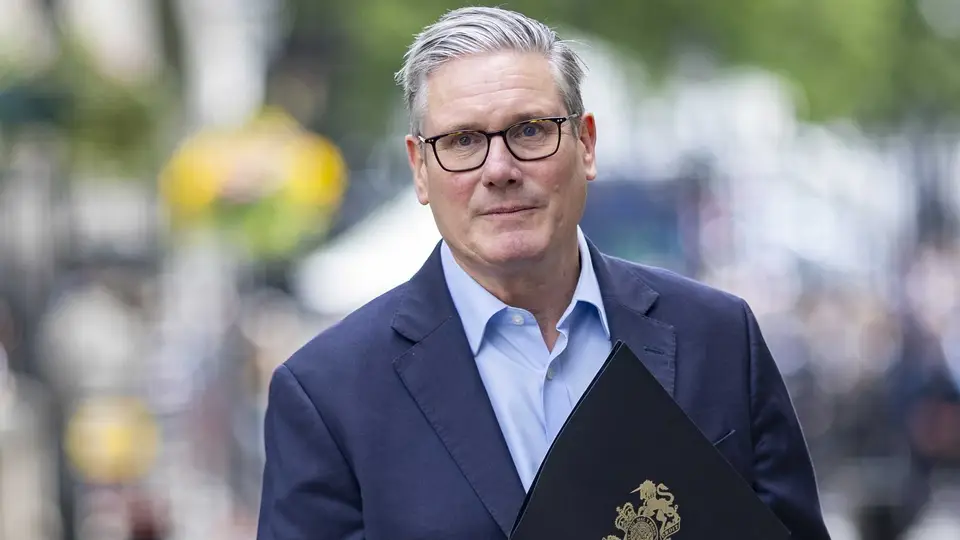 Starmer milletvekilliğinden de istifa etti
