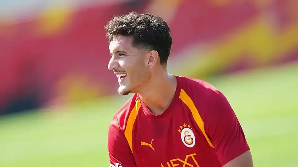 Rafael Leao, Galatasaray ile ilk antrenmanına çıktı