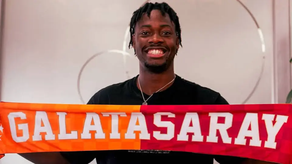 Galatasaray'ın yeni transferi El-Chadaille Bitshiabu İstanbul'a geldi