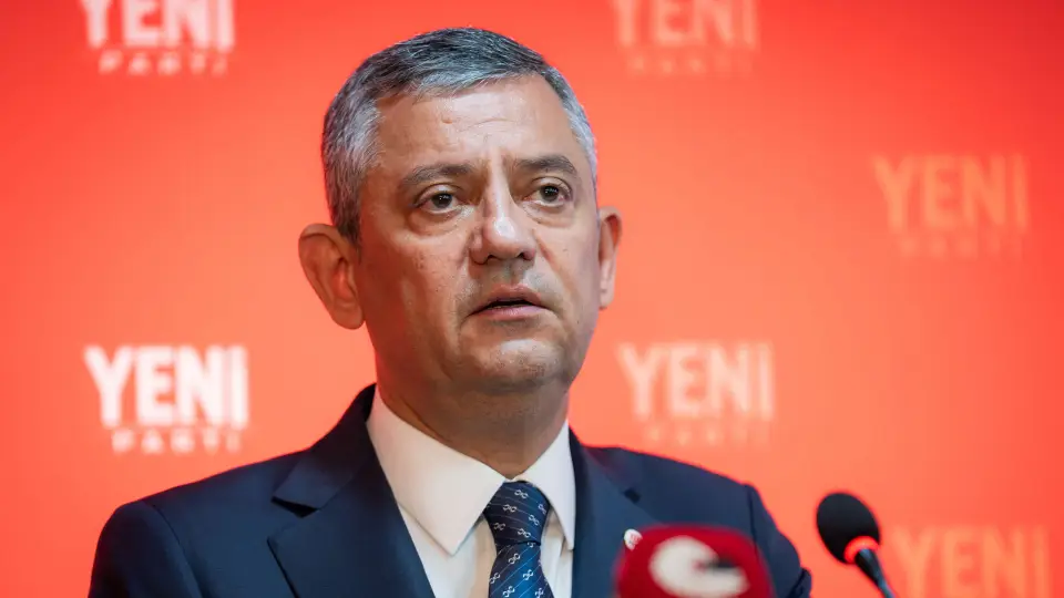 Özgür Özel'den YENİ Parti Vurgusu: 'Hedefimiz İktidara Yürümek, Yoksulluğu Yok Etmek'