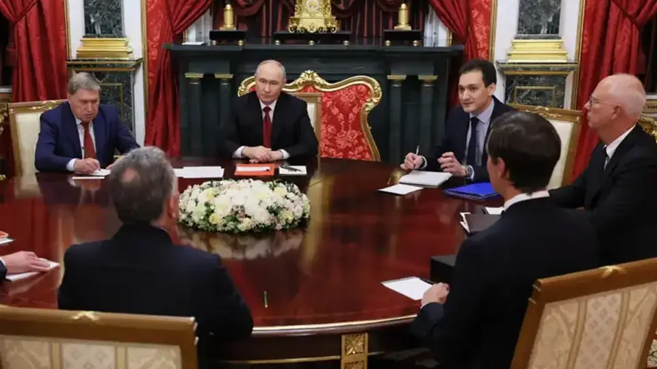 Trump'ın Temsilcileri Moskova'da Putin ile Barış Adımlarını Ele Aldı