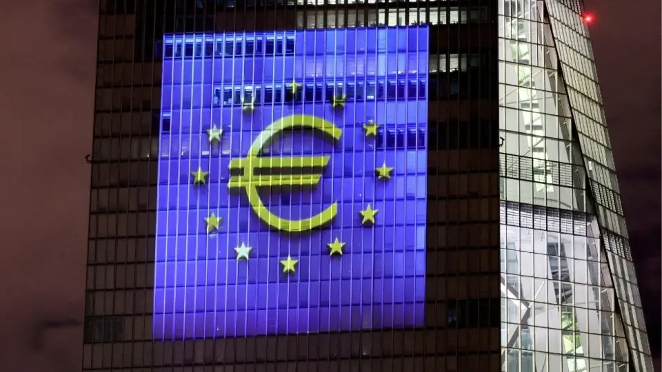 Euro Bölgesi'nde yatırımcı güveni dört yılın zirvesine ulaştı