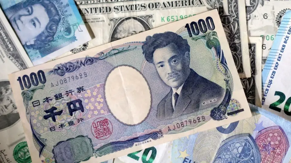 Japonya'nın döviz rezervlerinde rekor düşüş