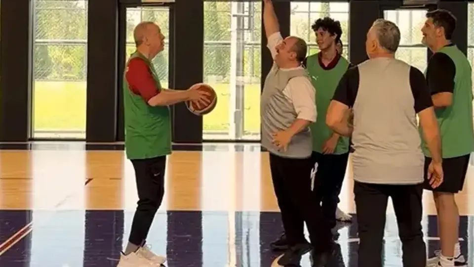 Cumhurbaşkanı Erdoğan Parkede! Varank Sayı Atamayınca Kameraman Oldu