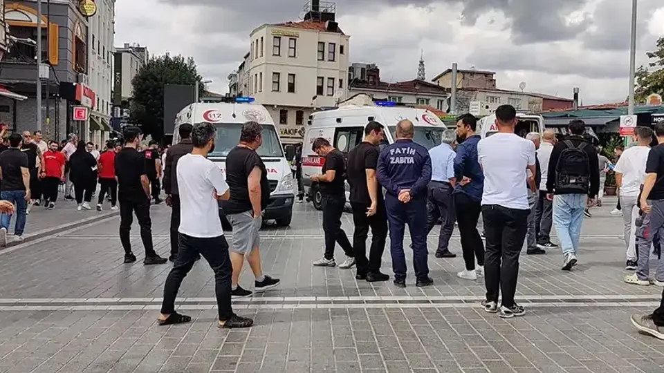 Fatih’te döviz bürosunda silahlı kavga: Ölüler ve yaralılar var