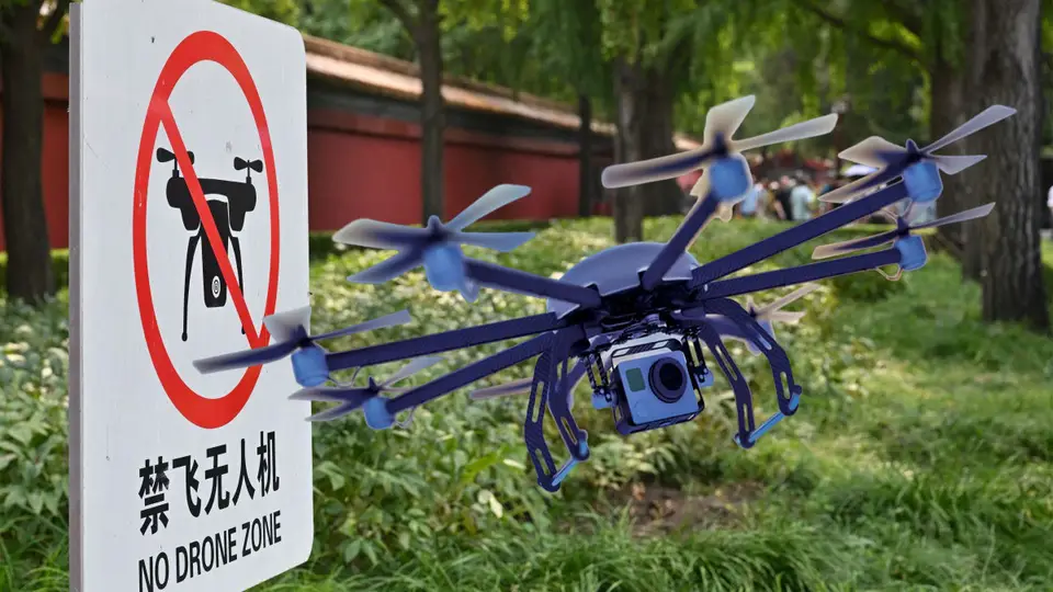 Pekin'de drone yasağı öncesi sahipler cihazlarını satmak için fiyatları yükseltiyor