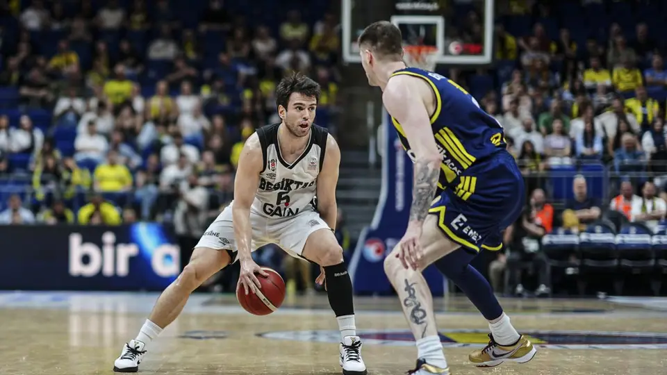 Fenerbahçe ile Beşiktaş, Cumhurbaşkanlığı Kupası'nda Karşılaşacak