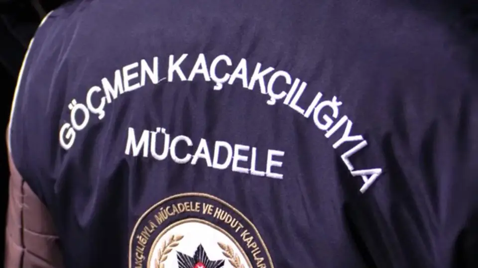 13 ilde 'usulsüz vatandaşlık' operasyonu: 26 şüpheli tutuklandı