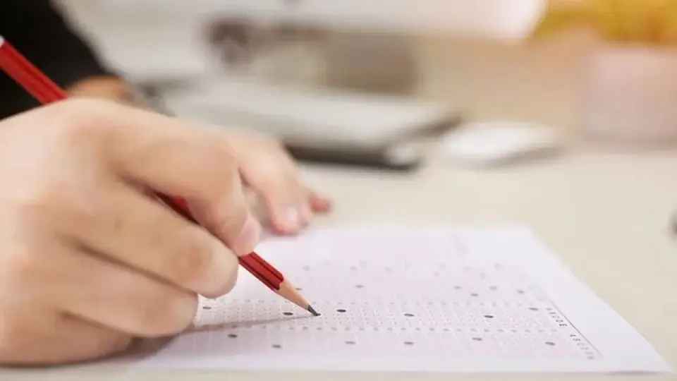 ÖSYM Bu Hafta Sonu Hangi Sınavları Düzenleyecek? e-YDS, HMGS/2 ve İYÖS Saatleri