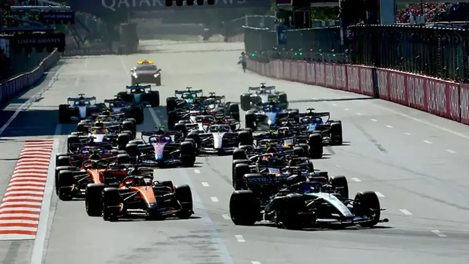 Azerbaycan Grand Prix'sinde pole pozisyonu George Russell'ın