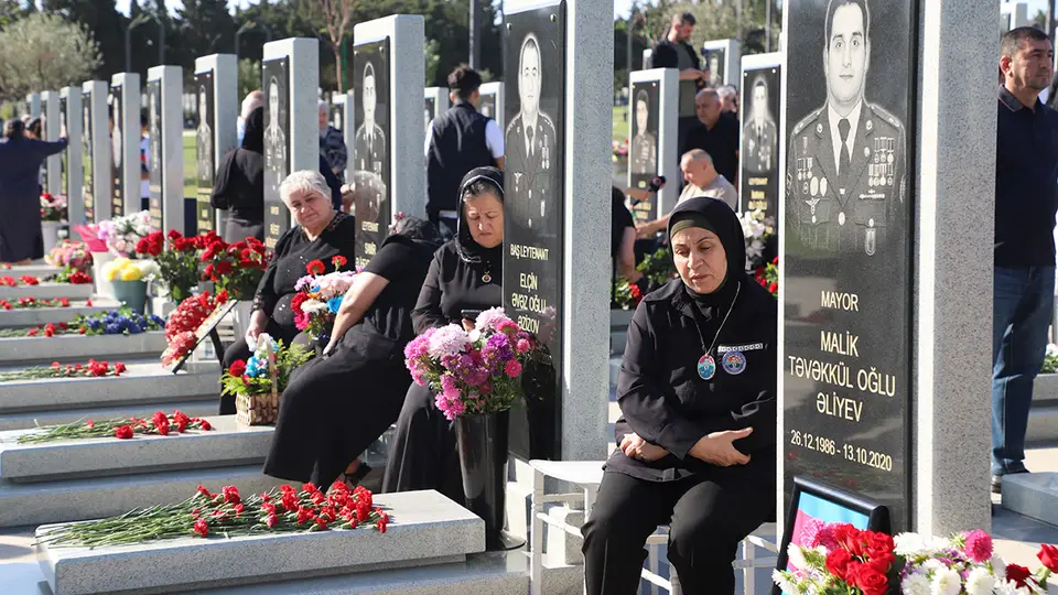 Azerbaycan, 2. Karabağ Savaşı'nın 6. Yıl Dönümünde Şehitleri Anıyor