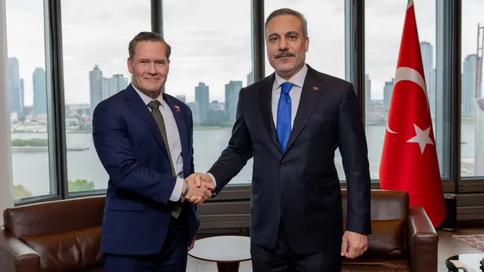 Bakan Fidan, New York'ta ABD'nin BM Temsilcisi Waltz ile Görüştü