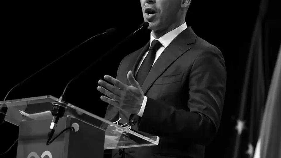 Macaristan Başbakanı Peter Magyar'ın dokunulmazlığı, telefon hırsızlığı iddialarıyla kaldırıldı