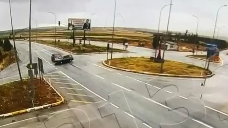 Muğla Ula'da iki otomobil çarpıştı: 1 ölü, 2 yaralı