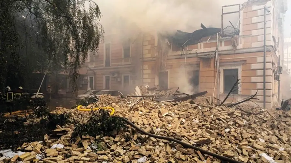 Ukrayna, Rus tren istasyonlarını vurdu; Kiev'e misilleme geldi