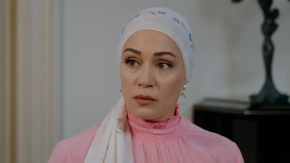 Özge Borak'tan 'Salkım' Yorumu: "Arkadaşım Olmazdı"
