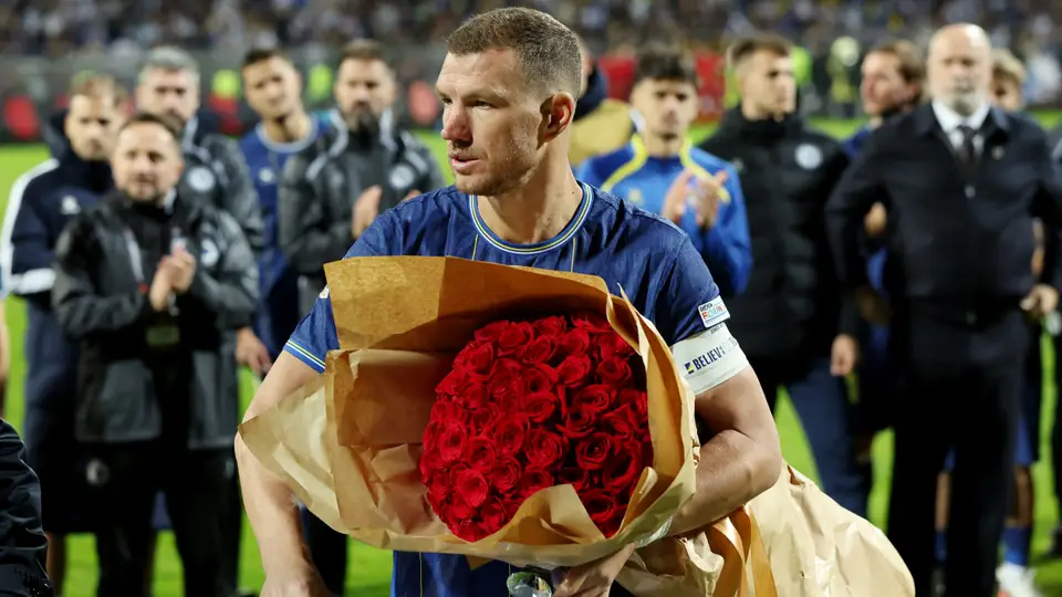 Fransa İtalya'ya yenilmedi, Dzeko gözyaşlarıyla veda etti