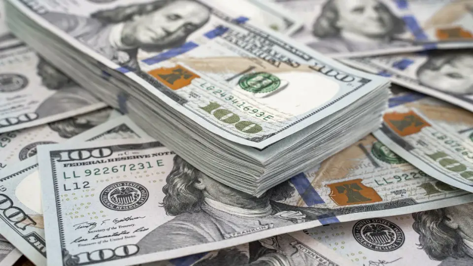 Körfez ülkelerinden dünyaya 161 milyar dolar: ABD'yi geride bıraktılar