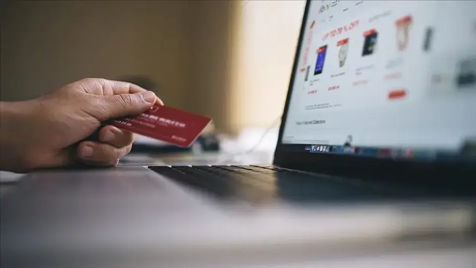 Online alışverişte sahte yoruma erişim engeli getirildi